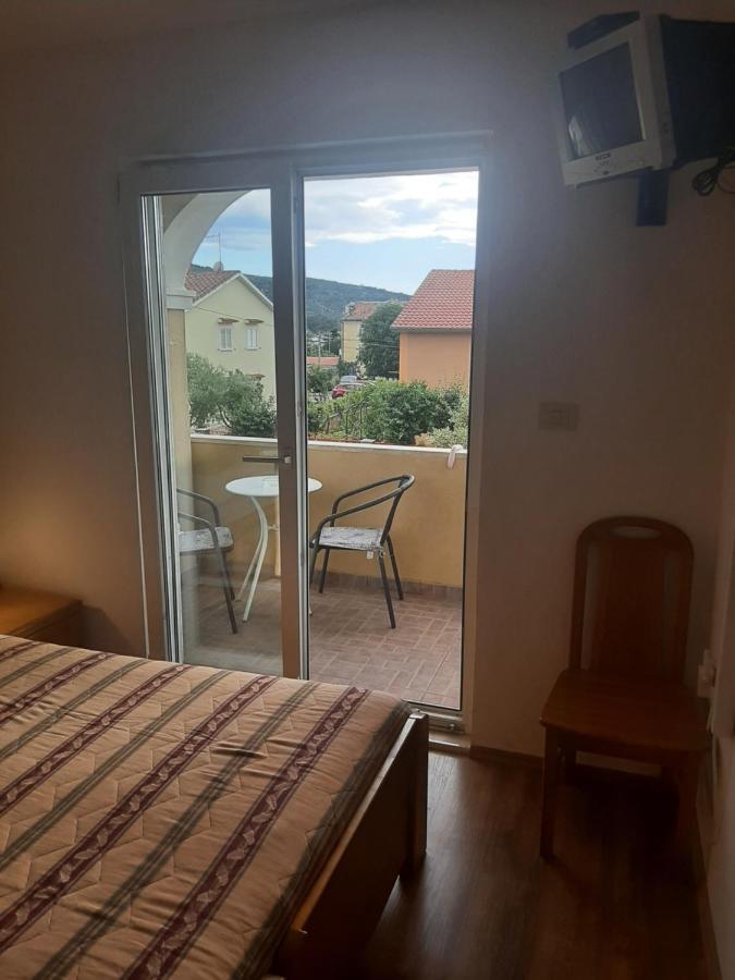 Room Eta Cres Exteriér fotografie