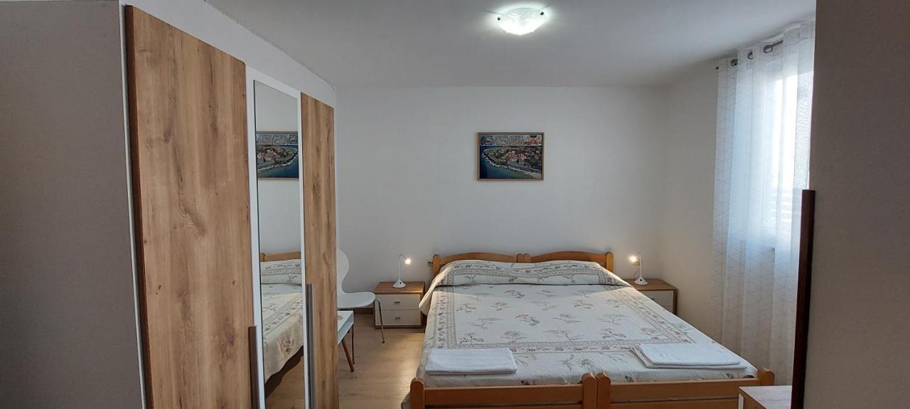 Room Eta Cres Exteriér fotografie
